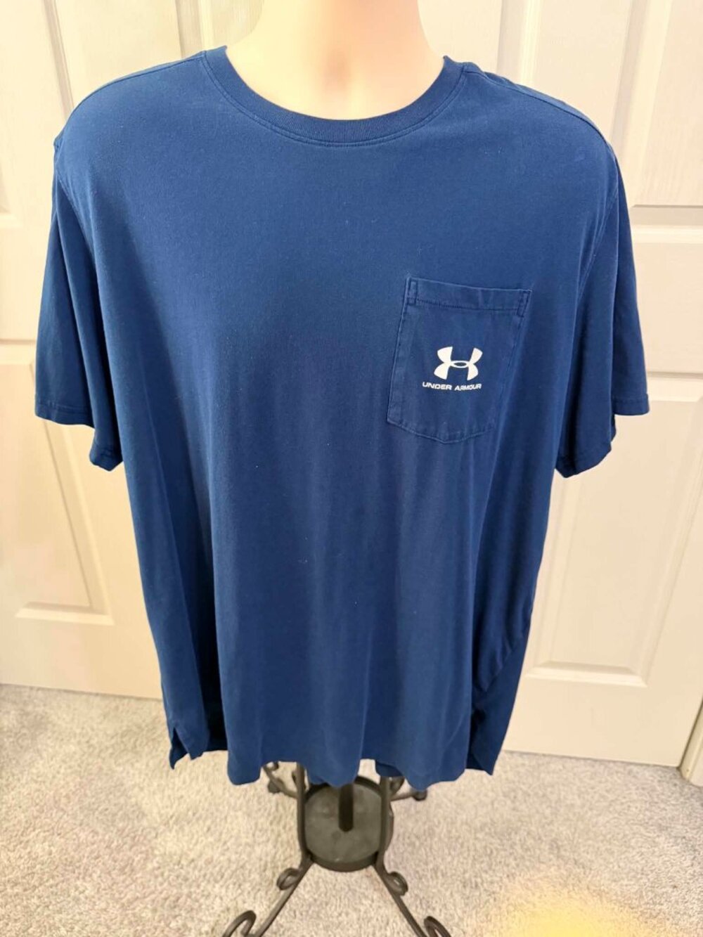 Men's New Blue Short-Sleeved T-Shirt by Under Armour Size XXL Loose Fit Heatgear